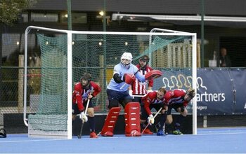 Penalty (coup de pénalité) et penalty-corner (coup de coin de pénalité)
