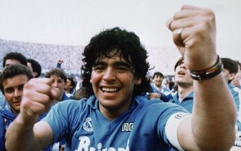 Diego Maradona : mi-ange, mi-démon