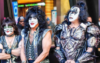 KISS