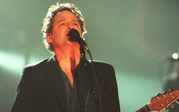 Exit Lindsey Buckingham