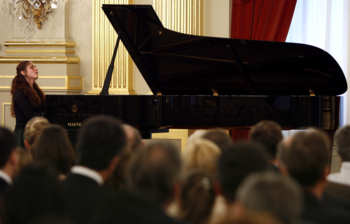 Klara Live