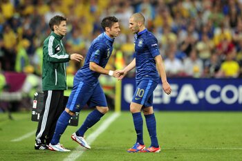 Benzema VS Giroud: quand les réseaux sociaux servent de ring de boxe