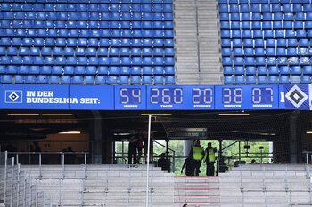 Stadionklok valt (definitief?) stil