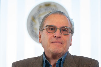 Weekly portrait: wie is Louis de Vries, de man achter het faillissement van Lokeren?