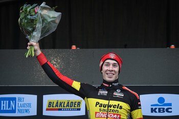 Laurens Sweeck premier chez les Hommes