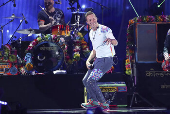 Viva la Vida or Death and All His Friends (2008)
