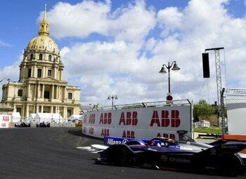 Kom alles te weten over Formule E en volg de eindstrijd op Proximus TV
