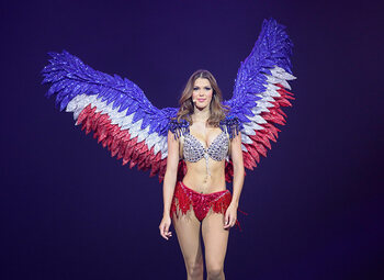 Iris Mittenaere galère en amour, Britney Spears pourrait ne plus jamais monter sur scène et Mick Jagger est plutôt en forme