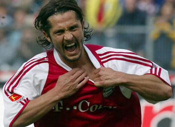 One day, one goal : Lizarazu assomme Duisbourg tout seul