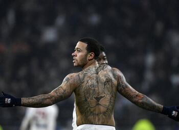One day, one goal : la fabuleuse frappe de Depay contre le PSG