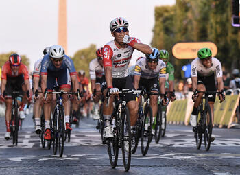Les Champs-Elysées, arrivée devenue mythique du Tour de France
