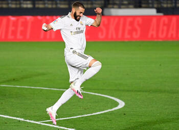 One day, one goal: Benzema's kabinetstukje tegen Valencia