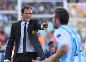 One day, one goal: Allegri laat de doelman van Atalanta kansloos met een kanonskogel