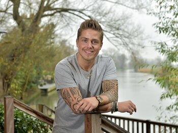 André Hazes bezweken onder druk
