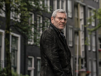 Julien Baptiste is terug!