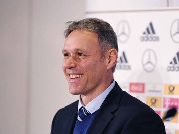 Marco van Basten vs Sovjet-Unie (1988)