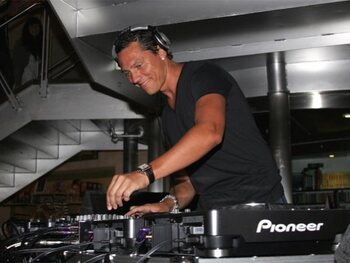 Tiësto (39 miljoen dollar)