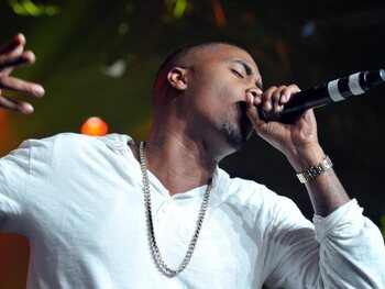Nas