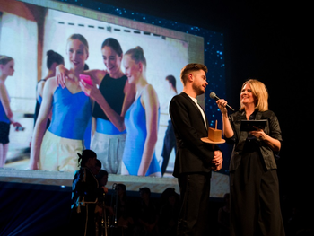 Lucas Dhont met 'Girl'