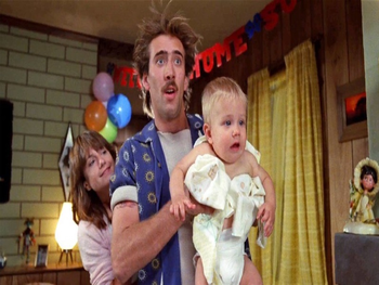 Nicolas Cage vole un bébé