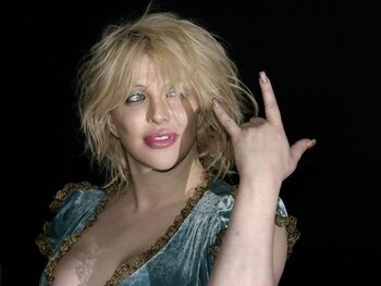 Courtney Love, niet alleen een moordwijf, maar ook moordenares
