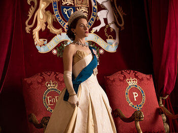 Claire Foy est la Reine Elisabeth II