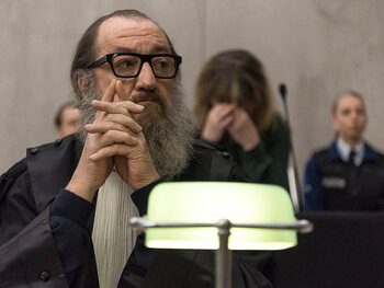 Ari Spaak (Josse De Pauw)