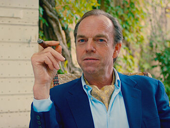 David Melrose (Hugo Weaving)