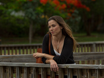 Linda Cardellini is Meg Rayburn