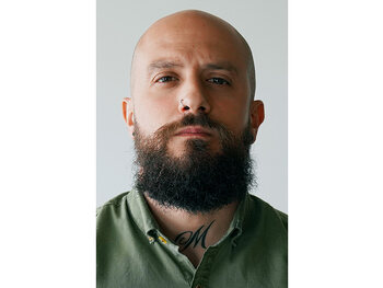 Davide (33, Genk, bootcamp coach & sales manager)