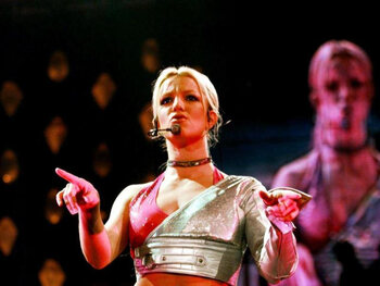 Trace Urban TV fête les 20 ans de "Oops! … ‘I Did It Again"