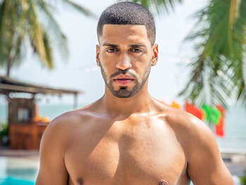 Efrain (22) uit Voorburg (Nederland)
