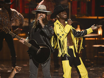 Old Town Road feat Billy Ray Cyrus - Lil Nas X