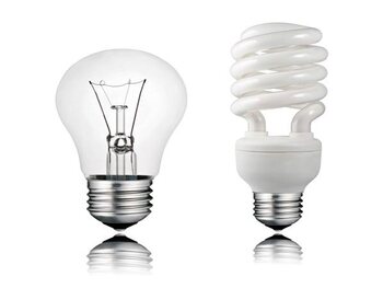 S'éclairer à l'ampoule fluocompact ou LED ?