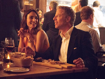 Annie Parisse is Samantha