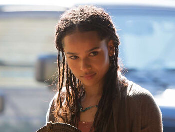 Bonnie (Zoë Kravitz)