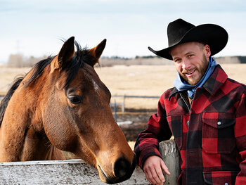 Stephan (33) - 'Horseman' in Canada