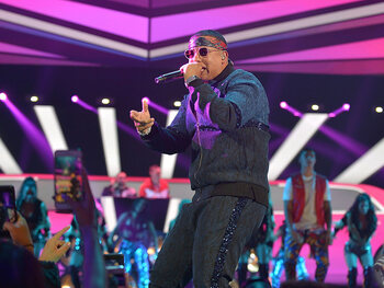 Daddy Yankee feat. Snow - Con Calma