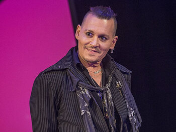 Johnny Depp aangeklaagd voor mishandeling op de filmset