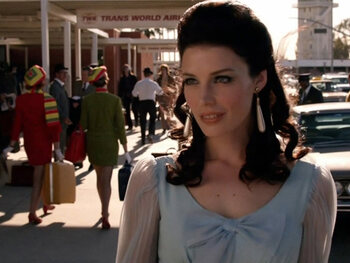 Megan Draper : la naïve charmante