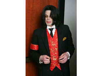 Michael Jackson wilde James Bond worden