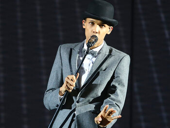 Wiskunde, amaretto en eigenzinnige nummers: Stromae is terug