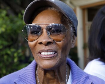 Dionne Warwick