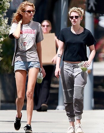 Kristen Stewart en Stella Maxwell