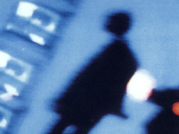 The Jesus and Mary Chain play Darklands
