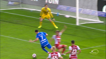 Penalty: SV Zulte Waregem 1 - 1 KAA Gent 33', Yaremchuk