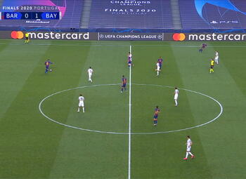 Own Goal: FC Barcelona 1 - 1 Bayern München 7' Alaba