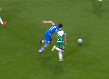 Penalty: KAA Gent 2 - 0 Rapid Wien 59' Yaremchuk