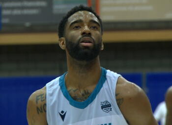 MVP BRU-AAL / Desonta Bradford