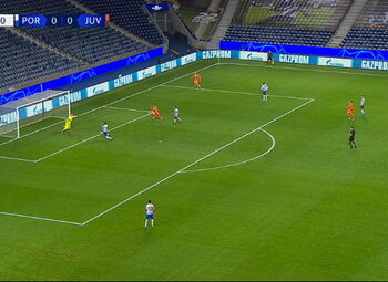 Goal: Juventus 0 - 1 FC Porto 2' Taremi